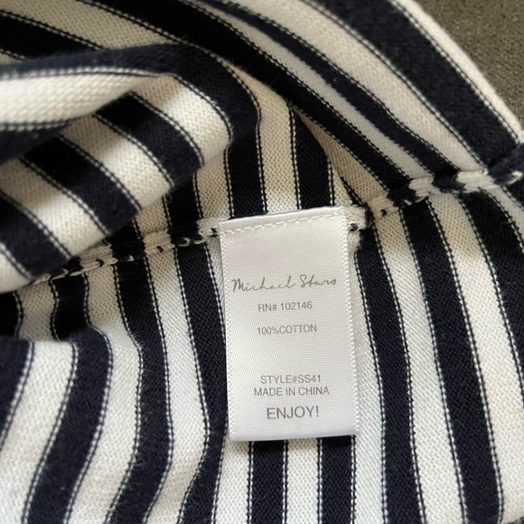 Michael Stars Navy Striped Sweater. Size Large. - Picture 7 of 7